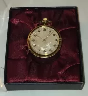 LA MONTRE À MONOGRAMME (France, style Arts déco, années 1920)