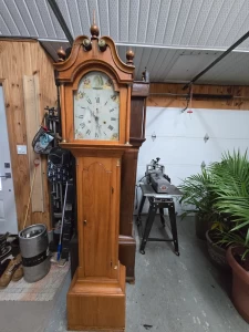 Horloge grand-père 1790 – Mécanisme en bois